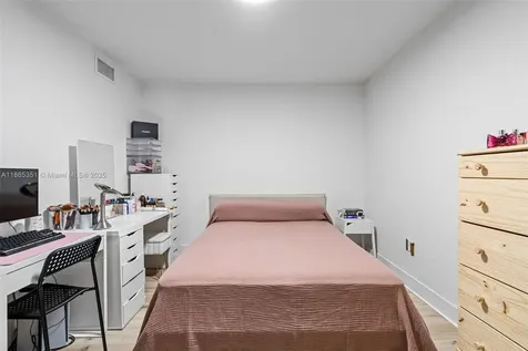 8705 NW 150th Terrace Miami Lakes FL 33018