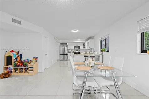 8705 NW 150th Terrace Miami Lakes FL 33018
