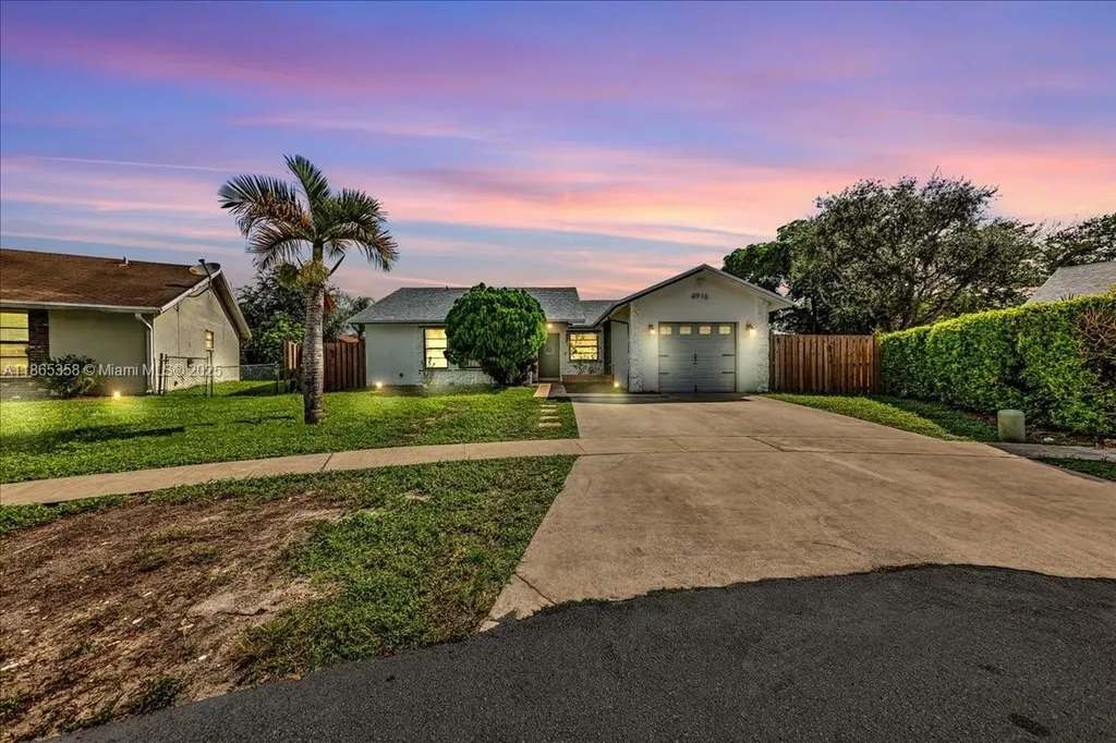 4916 NW 92nd Avenue Sunrise FL 33351