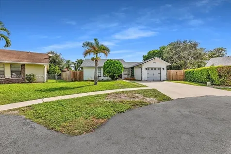 4916 NW 92nd Avenue Sunrise FL 33351
