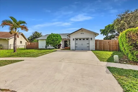 4916 NW 92nd Avenue Sunrise FL 33351