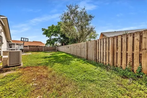 4916 NW 92nd Avenue Sunrise FL 33351