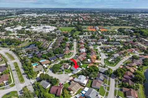 4916 NW 92nd Avenue Sunrise FL 33351