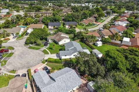 4916 NW 92nd Avenue Sunrise FL 33351