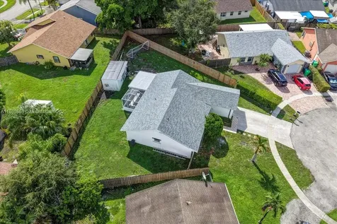 4916 NW 92nd Avenue Sunrise FL 33351