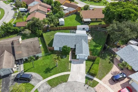 4916 NW 92nd Avenue Sunrise FL 33351