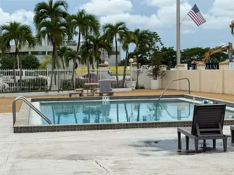 1800 79th Street Causeway North Bay Village FL 33141