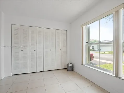 19253 NW 22nd Street Pembroke Pines FL 33029