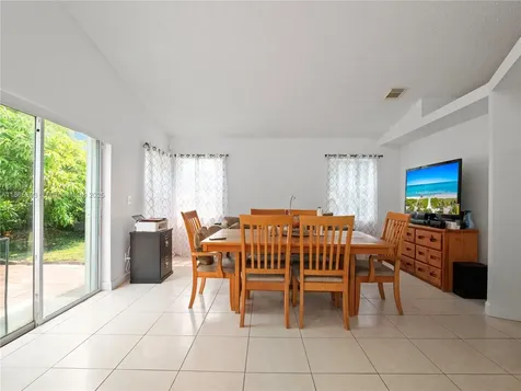 19253 NW 22nd Street Pembroke Pines FL 33029