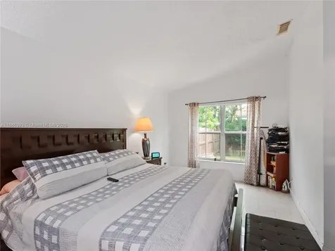 19253 NW 22nd Street Pembroke Pines FL 33029