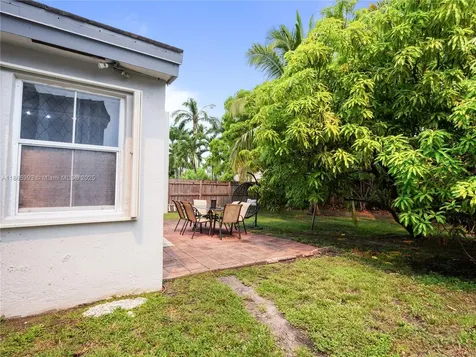 19253 NW 22nd Street Pembroke Pines FL 33029