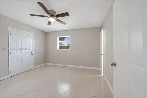 1721 SW 46th Avenue Fort Lauderdale FL 33317