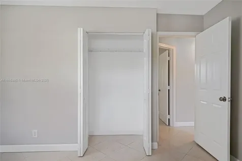 1721 SW 46th Avenue Fort Lauderdale FL 33317