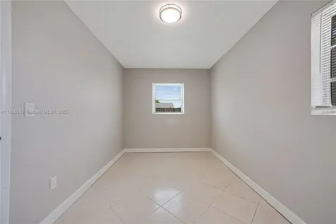 1721 SW 46th Avenue Fort Lauderdale FL 33317