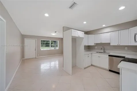 1721 SW 46th Avenue Fort Lauderdale FL 33317