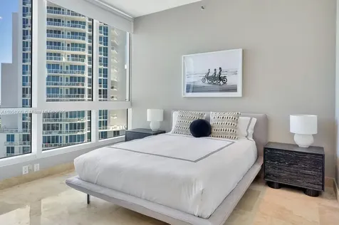 100 S Pointe Drive Miami Beach FL 33139