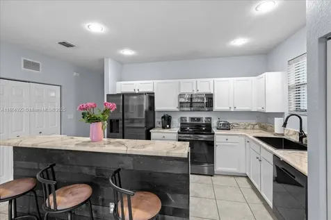140 SE 36th Terrace Homestead FL 33033