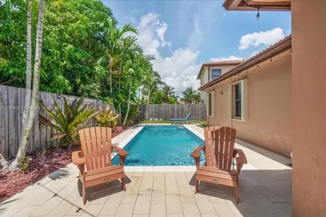 140 SE 36th Terrace Homestead FL 33033