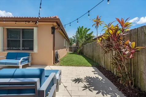 140 SE 36th Terrace Homestead FL 33033