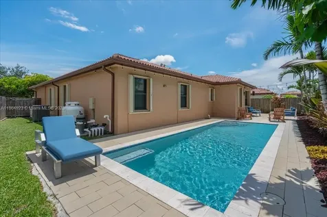140 SE 36th Terrace Homestead FL 33033