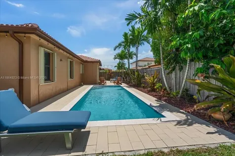 140 SE 36th Terrace Homestead FL 33033