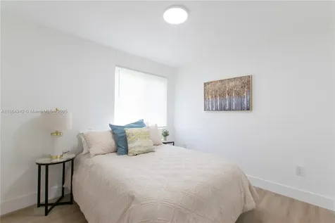 711 NW 15th Way Fort Lauderdale FL 33311