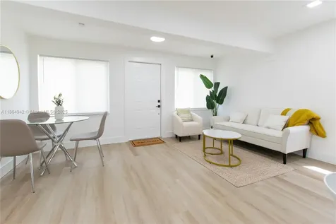 711 NW 15th Way Fort Lauderdale FL 33311