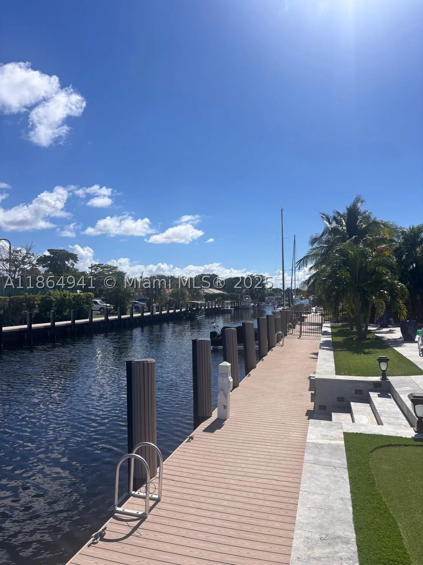 4220 NE 27th Avenue Lighthouse Point FL 33064