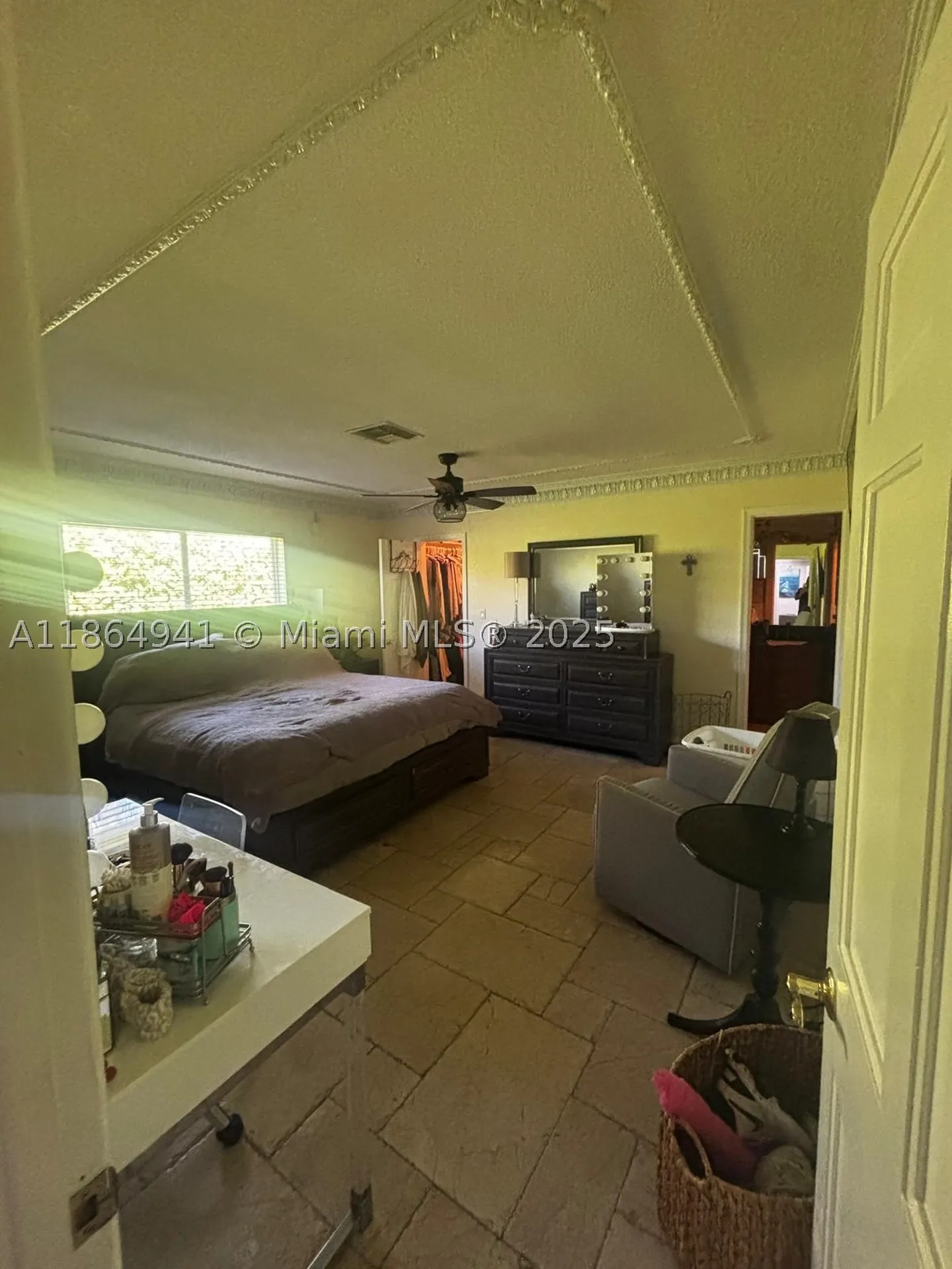 4220 NE 27th Avenue Lighthouse Point FL 33064