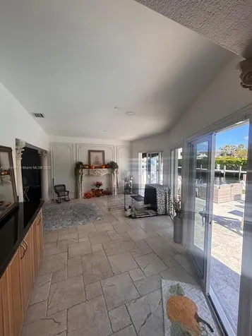 4220 NE 27th Avenue Lighthouse Point FL 33064