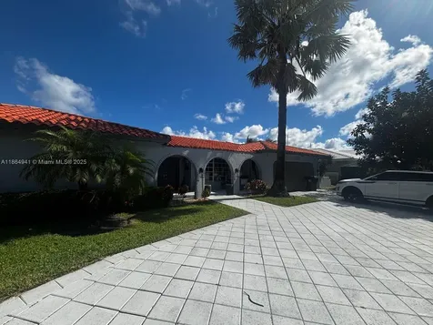 4220 NE 27th Avenue Lighthouse Point FL 33064