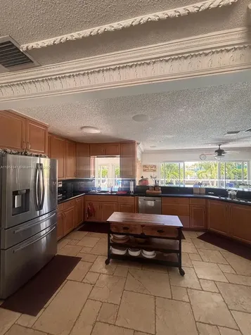 4220 NE 27th Avenue Lighthouse Point FL 33064