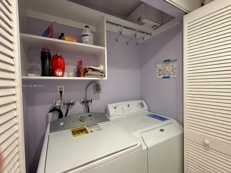 3200 Collins Avenue Miami Beach FL 33140