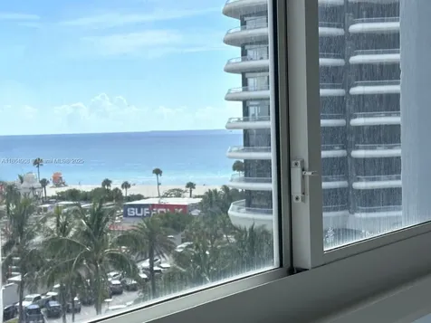 3200 Collins Avenue Miami Beach FL 33140