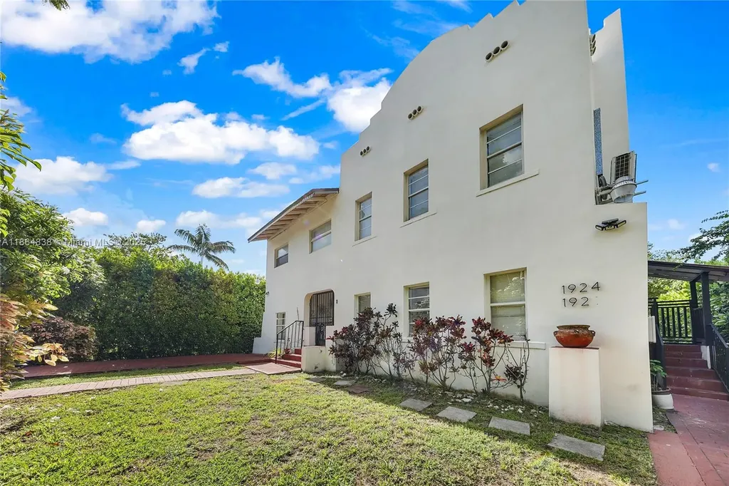 1924 SW 9th Street Miami FL 33135