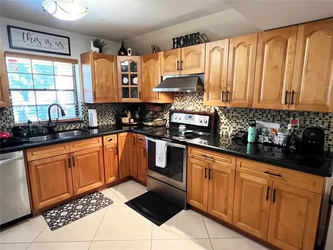 11579 NW 2nd Street Plantation FL 33325