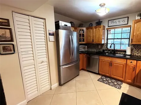 11579 NW 2nd Street Plantation FL 33325