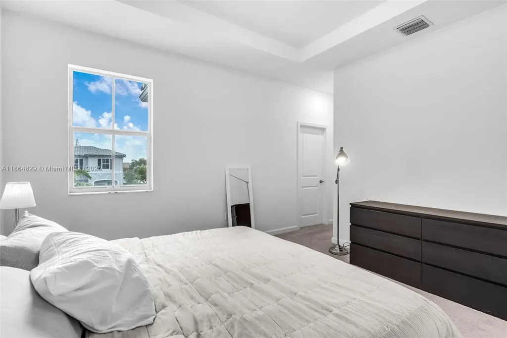 11927 NW 46th Street Coral Springs FL 33076