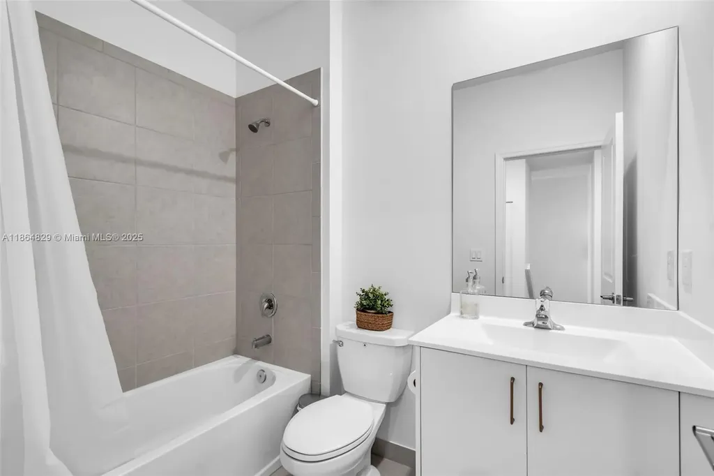 11927 NW 46th Street Coral Springs FL 33076