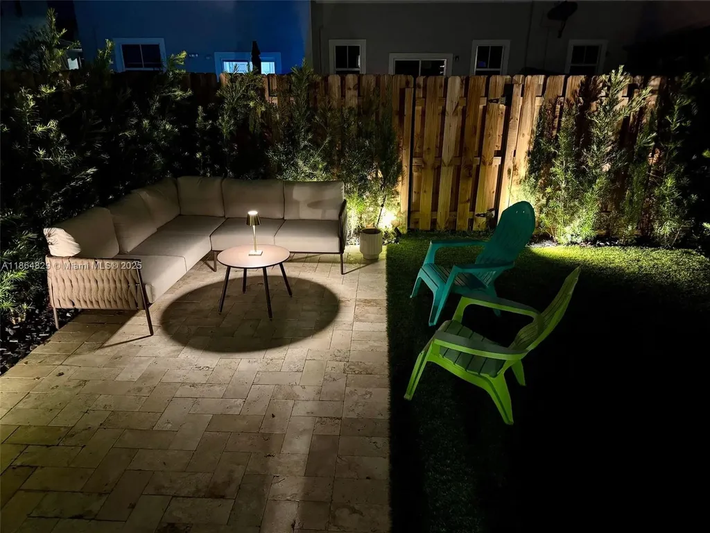 11927 NW 46th Street Coral Springs FL 33076