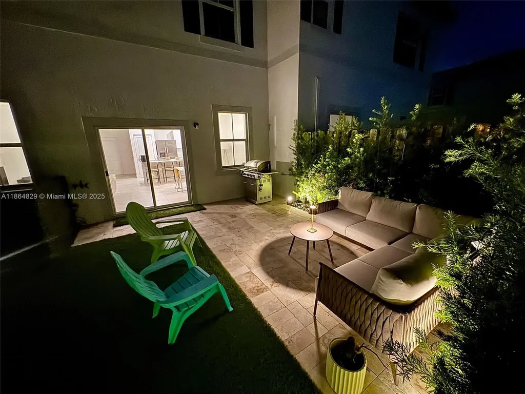 11927 NW 46th Street Coral Springs FL 33076