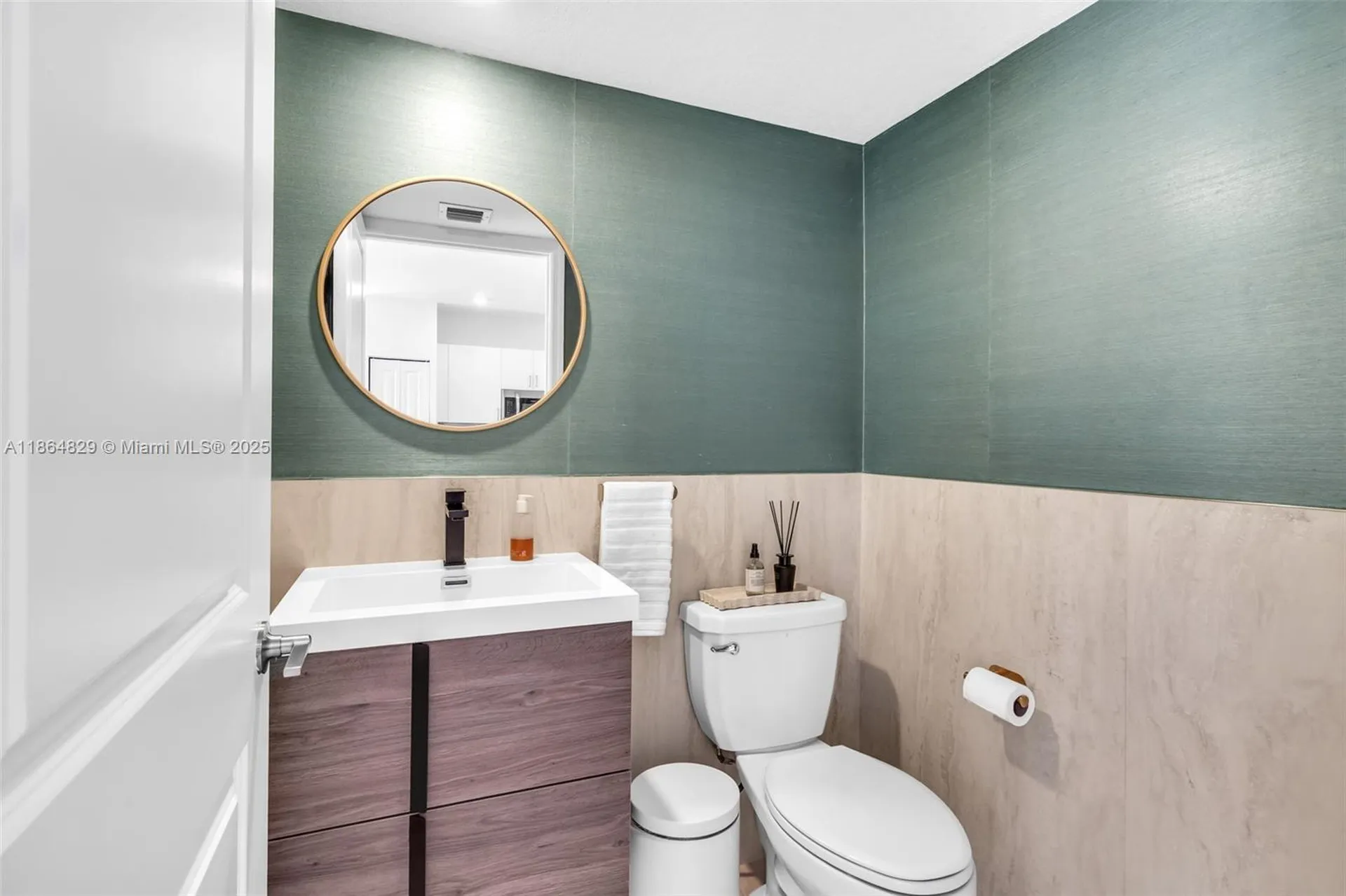 11927 NW 46th Street Coral Springs FL 33076