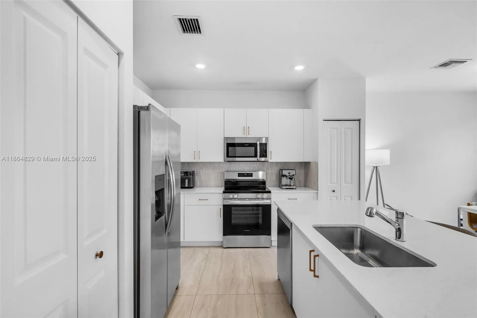 11927 NW 46th Street Coral Springs FL 33076