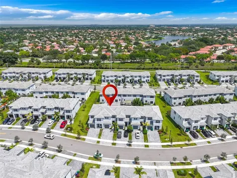 11927 NW 46th Street Coral Springs FL 33076