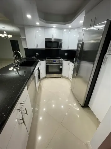 3800 S Ocean Drive Hollywood FL 33019