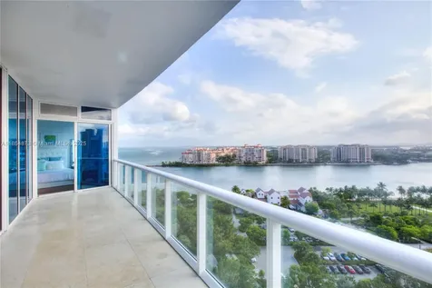 100 S Pointe Drive Miami Beach FL 33139