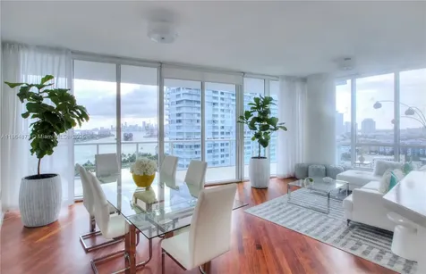 100 S Pointe Drive Miami Beach FL 33139