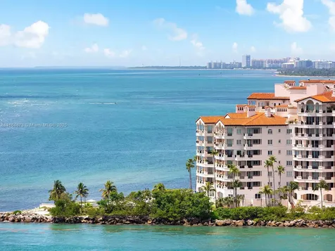 100 S Pointe Drive Miami Beach FL 33139