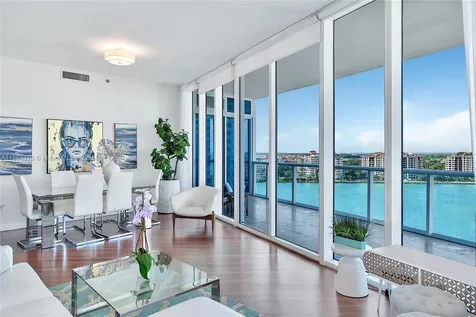 100 S Pointe Drive Miami Beach FL 33139