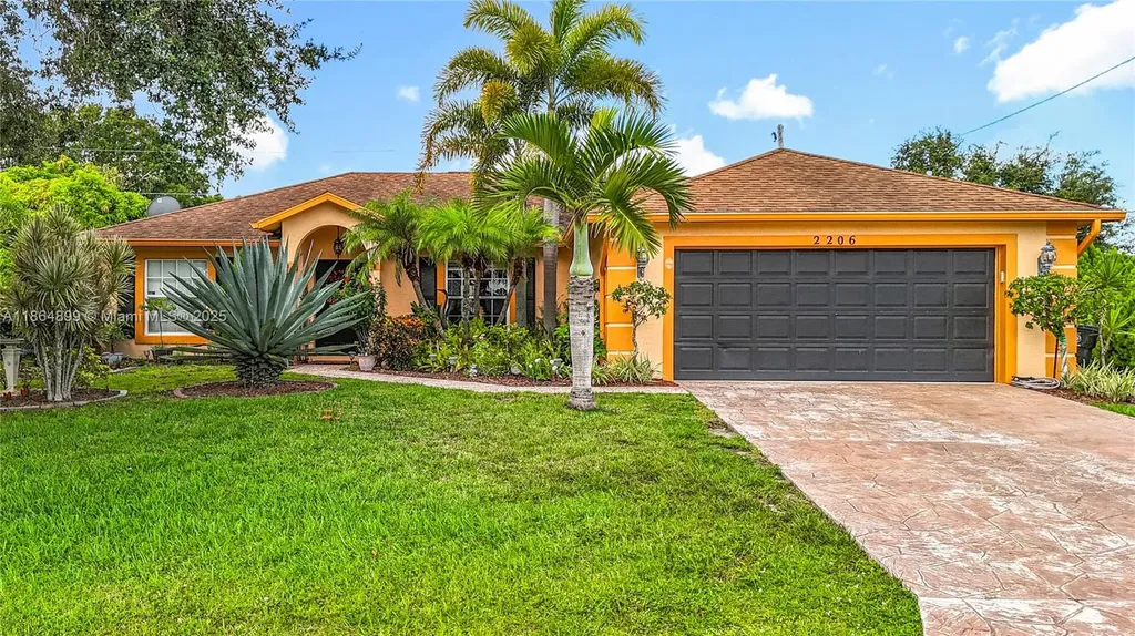 2206 SW Franklin Street Port St. Lucie FL 34953